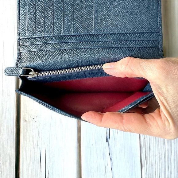 Bulgari Bvlgari B Zero 1 Blue Pebbled Bifold Long Wallet EXCELLENT - Picture 8 of 11